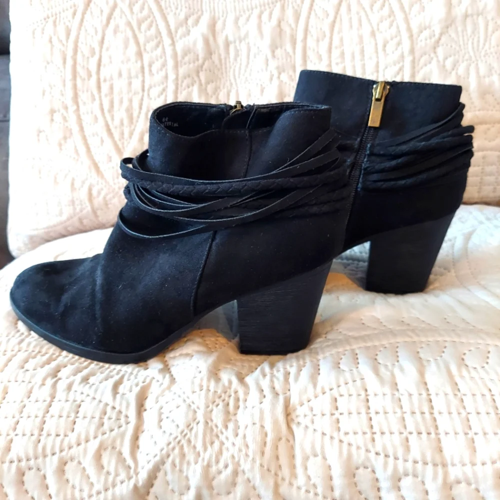 BAMBOO black suede
